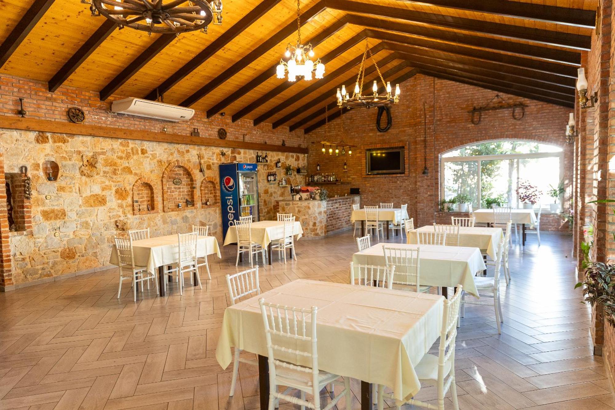 Hotel Paradise Shkodër 외부 사진