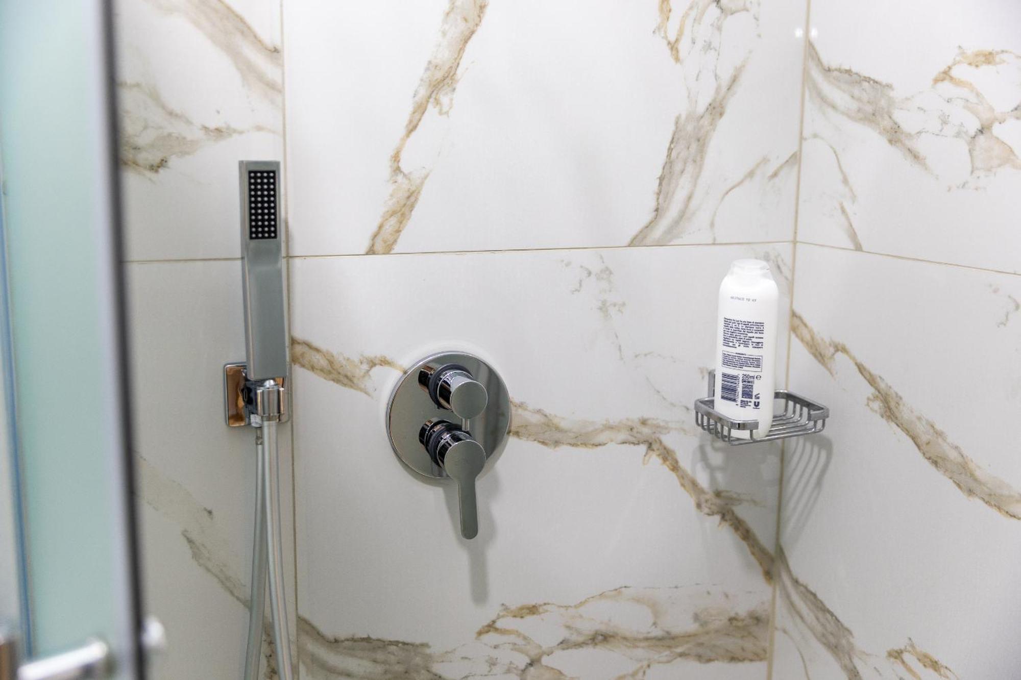 Hotel Paradise Shkodër 외부 사진